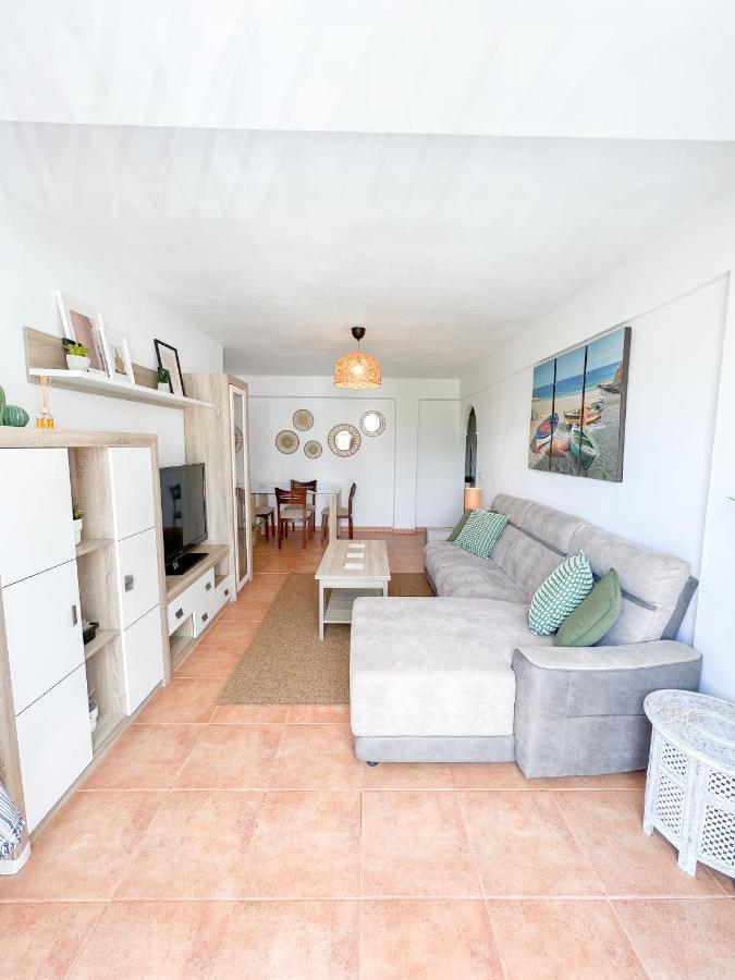 Spacious Apartment In The Center Of Torremolinos Exteriör bild